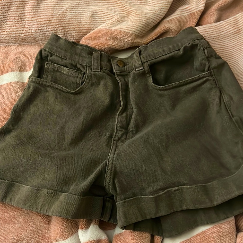 These heavy army green denim shorts size 28/29